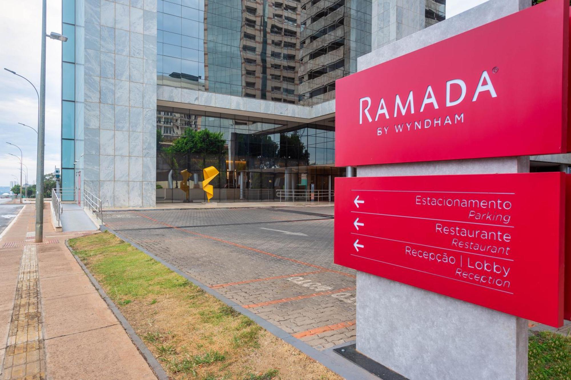 Ramada By Wyndham Brasilia Alvorada Hotel Luaran gambar
